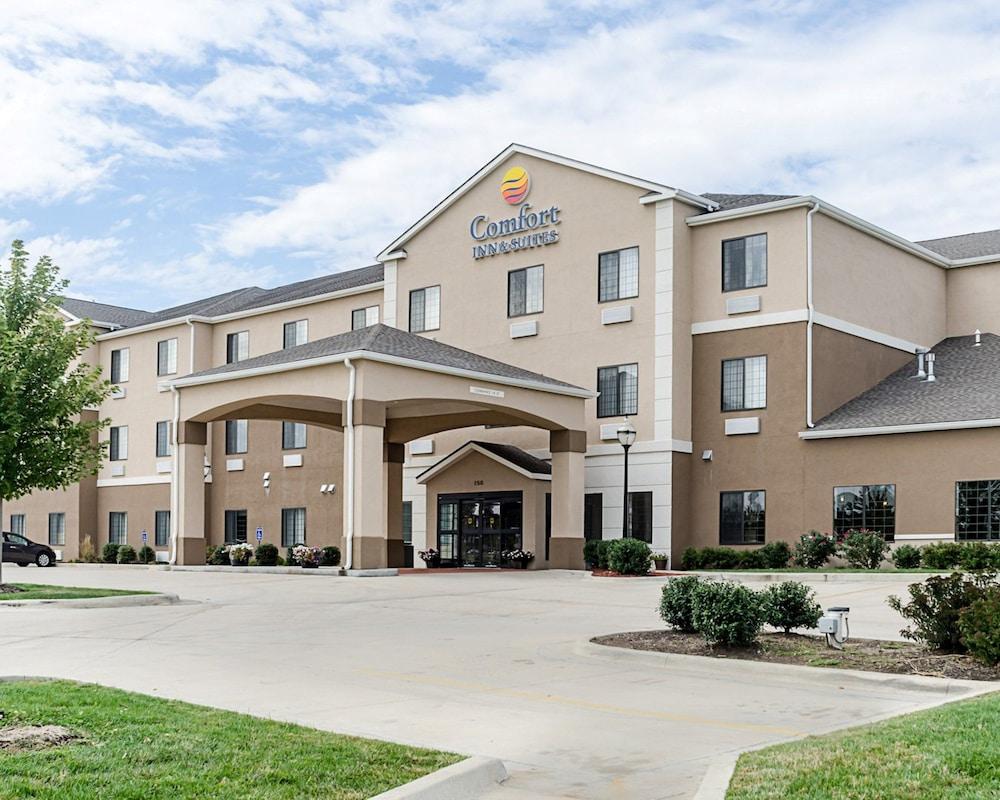Comfort Inn & Suites Lawrence - University Area Zewnętrze zdjęcie