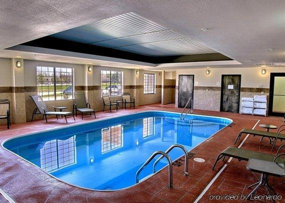 Comfort Inn & Suites Lawrence - University Area Zewnętrze zdjęcie